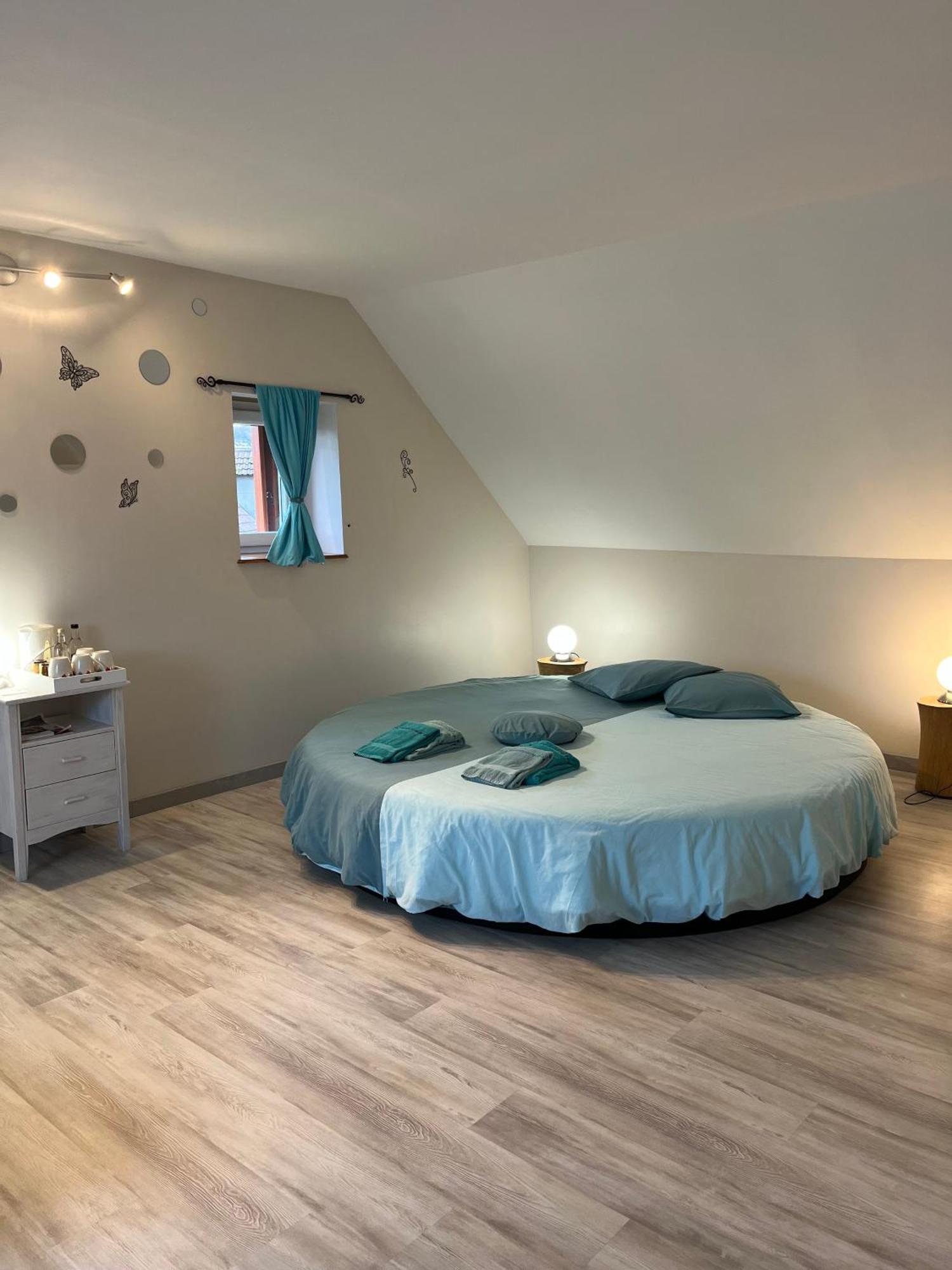 La Fauconniere Bed & Breakfast Brécy Dış mekan fotoğraf